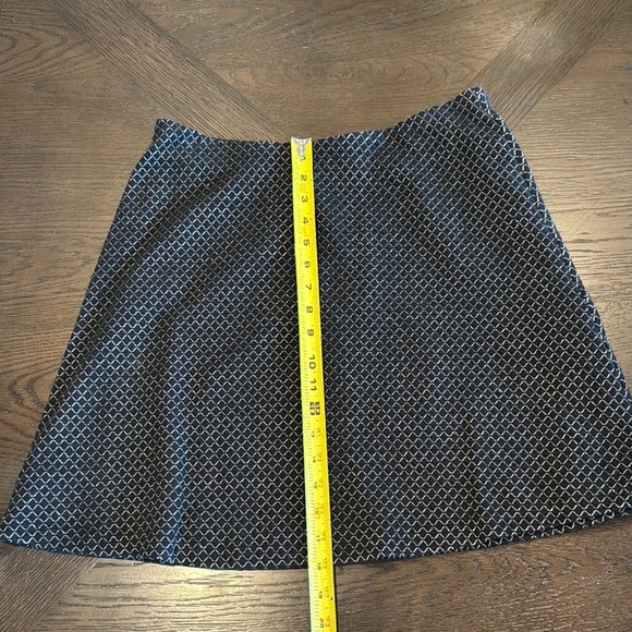 2 LOFT mini skirts - Picture 7 of 11